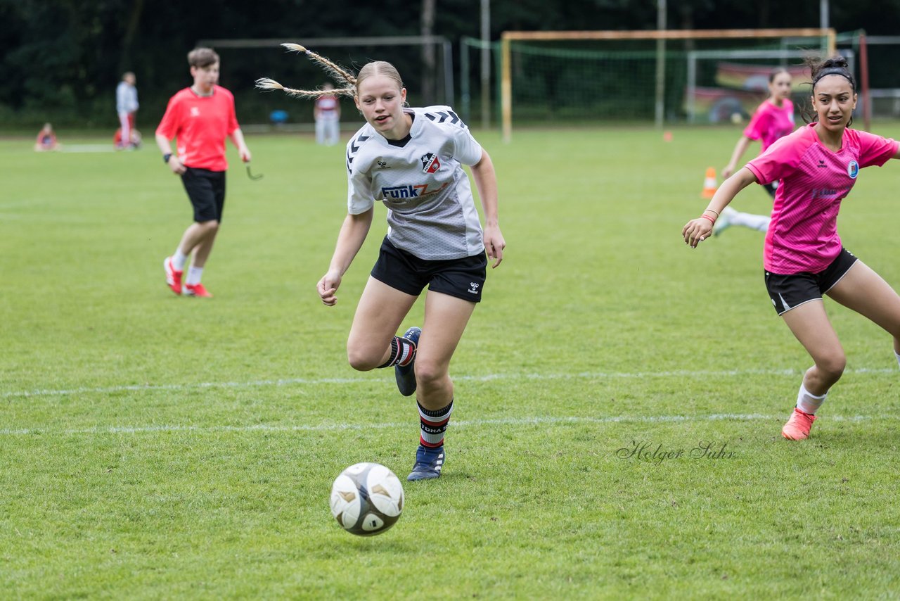 Bild 225 - Loewinnen Cup